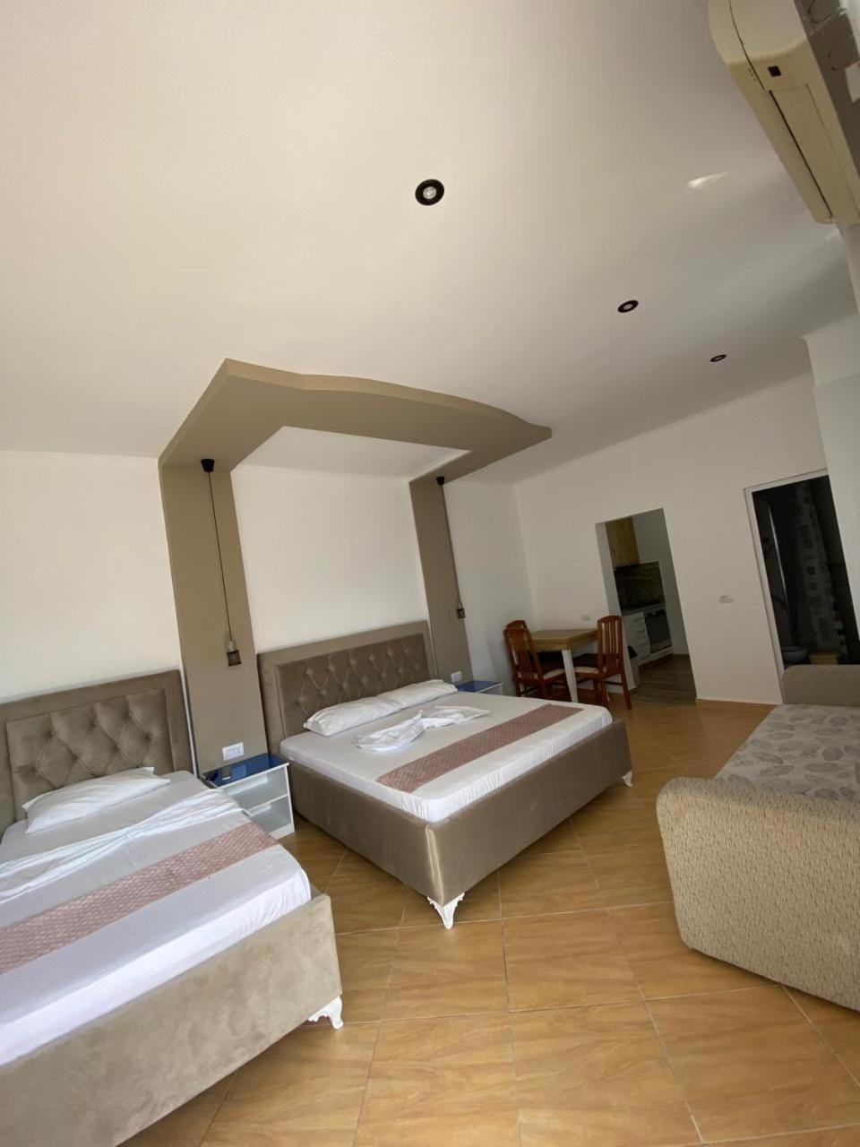 Vila Floban & Mirdar Koshi Sarandë Exterior foto